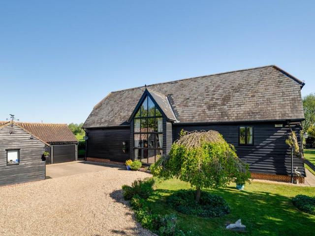 House for sale in Chipping Hill, Essex