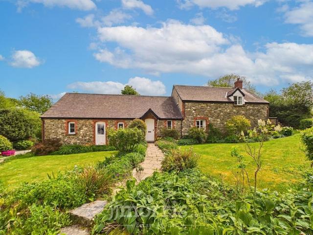 House for sale in Mathry, Wales