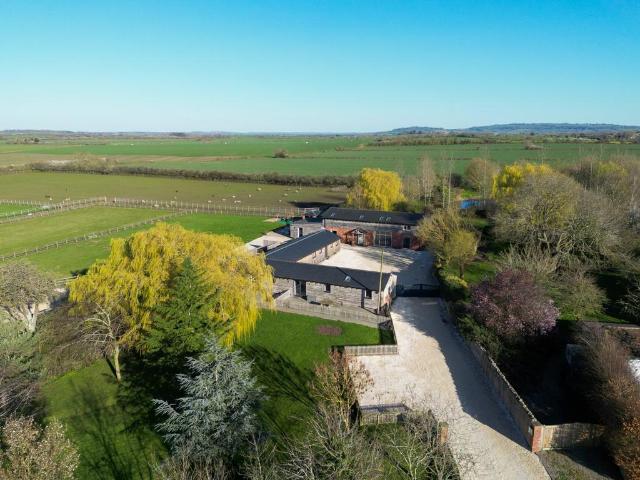 House for sale in Crookhill, Worcestershire