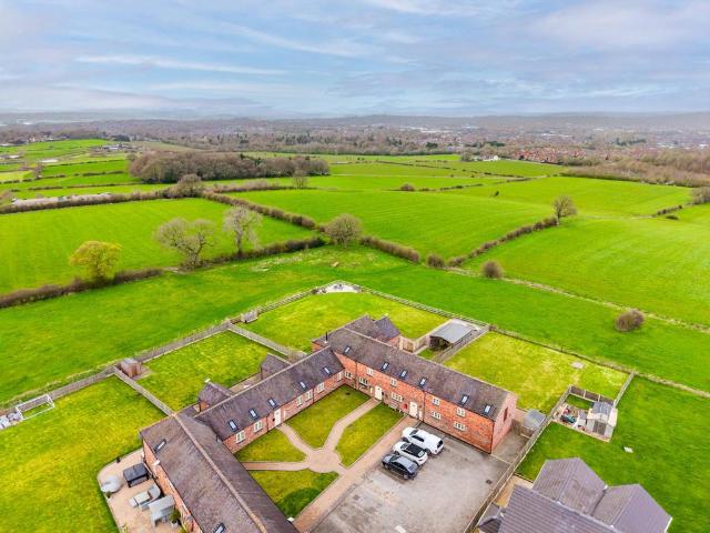 House for sale in Baswich, Staffordshire
