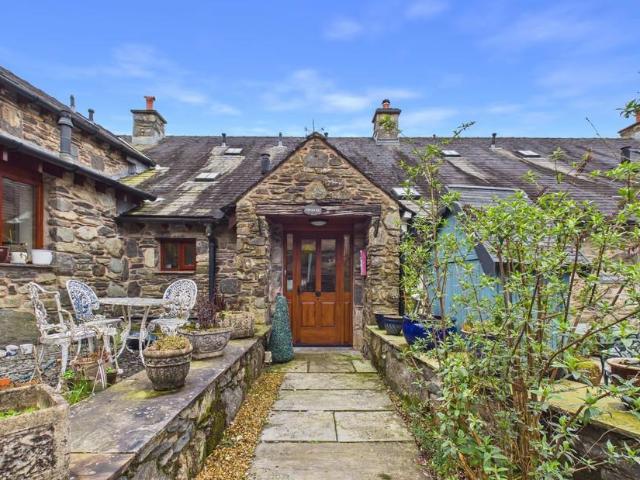 House for sale in Burneside