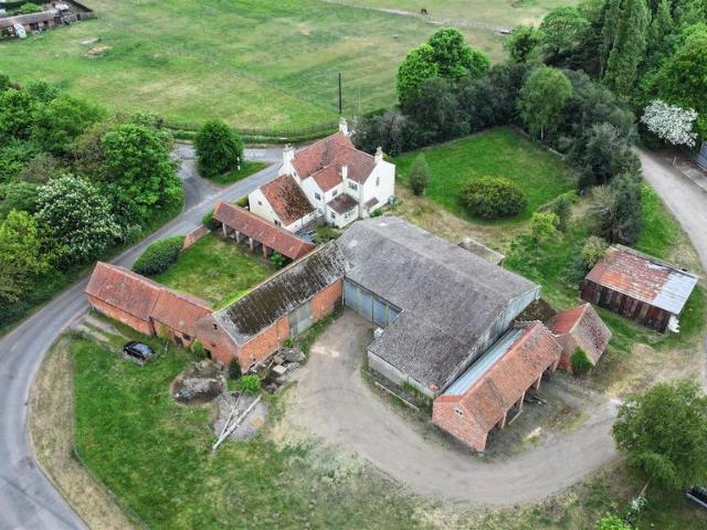 House for sale in Spalford, Alverton