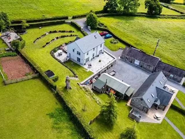 House for sale in Capel Gwynfe