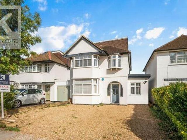 House for sale in New Malden, Greater London