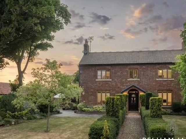 House for rent in Lenton Abbey, Haddon