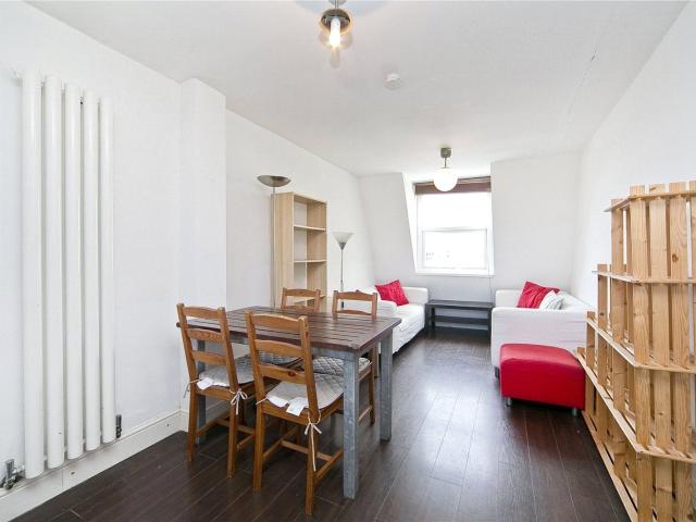 Apartment for rent in Chalk Farm, Greater London