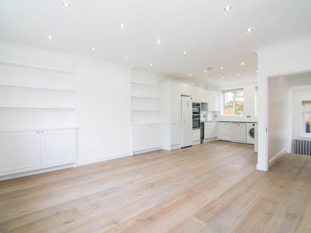 Apartment for rent in Clapham Junction, Greater London
