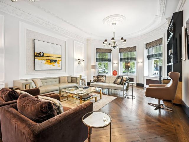 Apartment for rent in Mayfair, Greater London