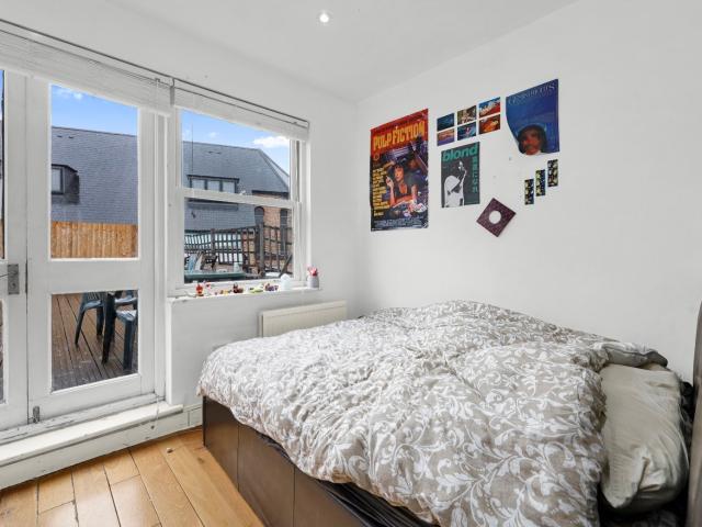 House for rent in Chalk Farm, Greater London