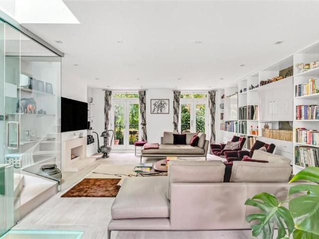 House for rent in Brompton, Greater London