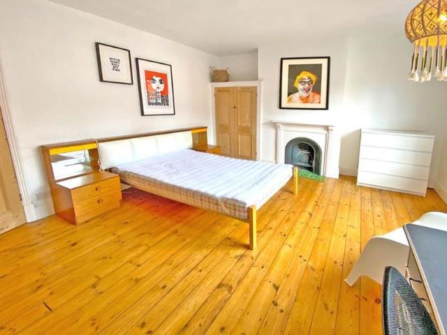 Apartment for rent in Clarendon Park, Leicester