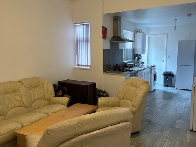 House for rent in West Hendon, The Hyde