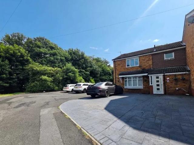 House for rent in Pendeford, West Midlands