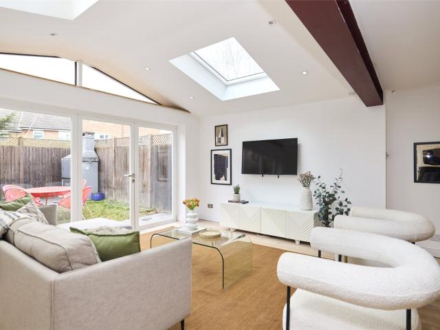 House for rent in Millennium Quay, Greater London