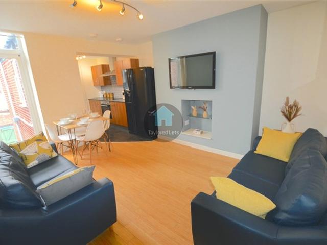 Apartment for rent in Heaton, Newcastle upon Tyne