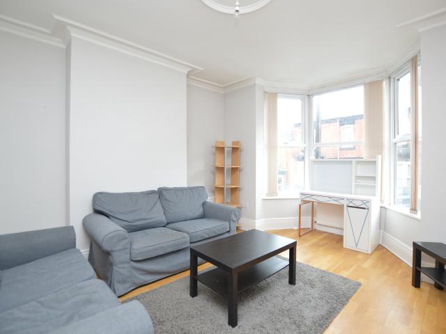 House for rent in Banner Cross, Ecclesall