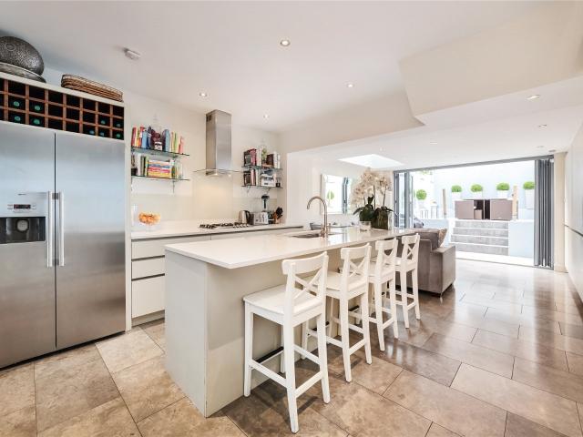 House for rent in Brompton, Greater London
