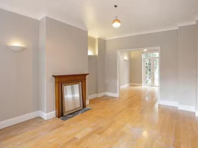 House for rent in Bayswater, Westbourne Green