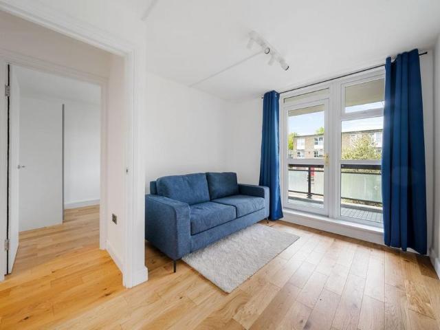 House for rent in London Borough of Sutton, Greater London