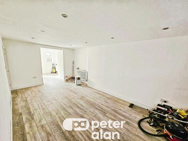 House for rent in Kenfig Hill, Wales