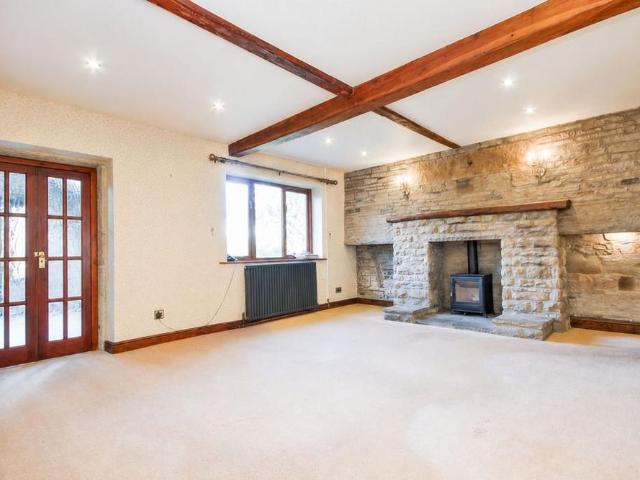 House for rent in Burnedge, Greater Manchester
