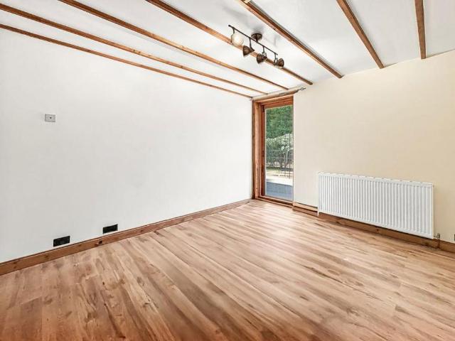 House for rent in Pondersbridge, Fenland