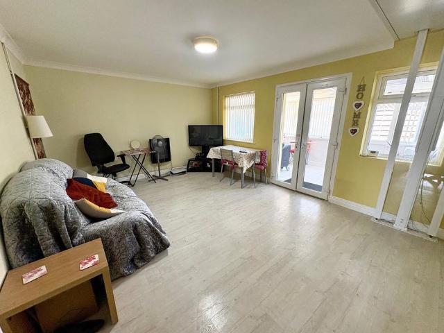 House for rent in Darlaston, West Midlands