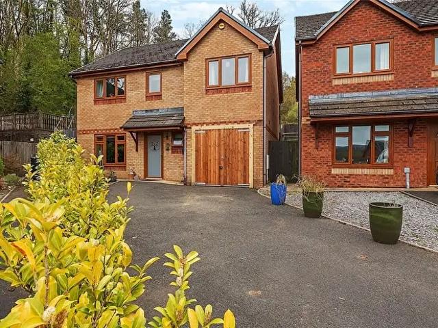 Apartment for rent in Brynaman Isaf, Brynamman