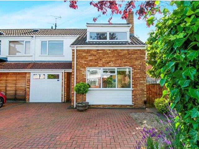Apartment for rent in Green Close, Warwickshire
