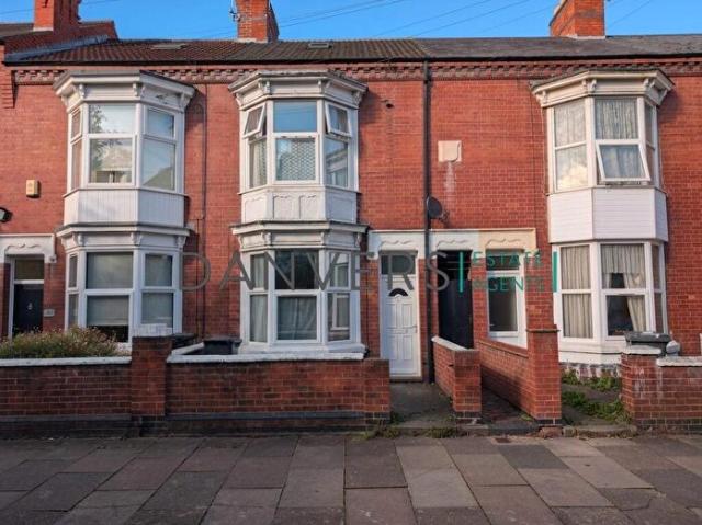 Apartment for rent in Bede Island, Old Wharf