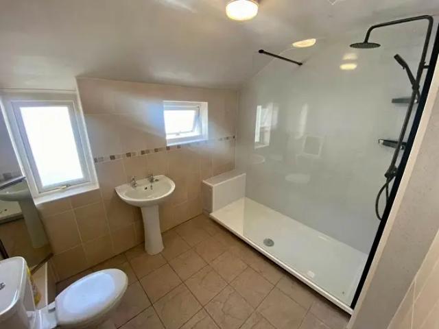 Apartment for rent in Nangreaves, Wales