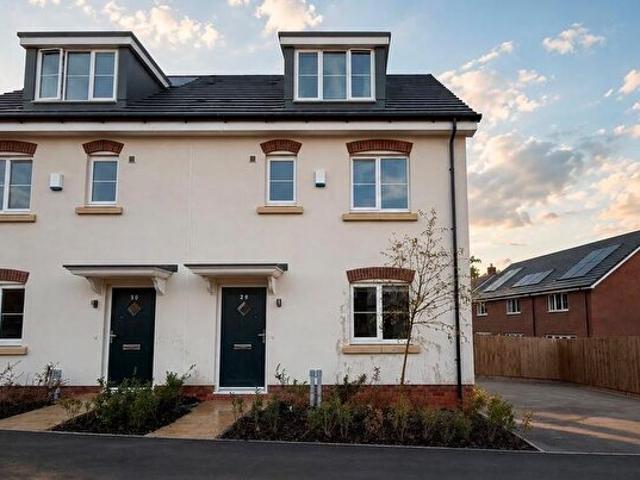 Apartment for rent in Keresley Green, Keresley