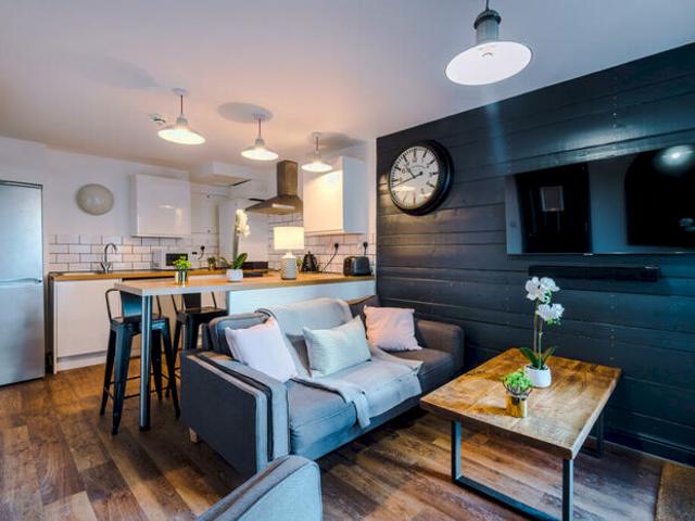 Apartment for rent in Bede Island, Old Wharf