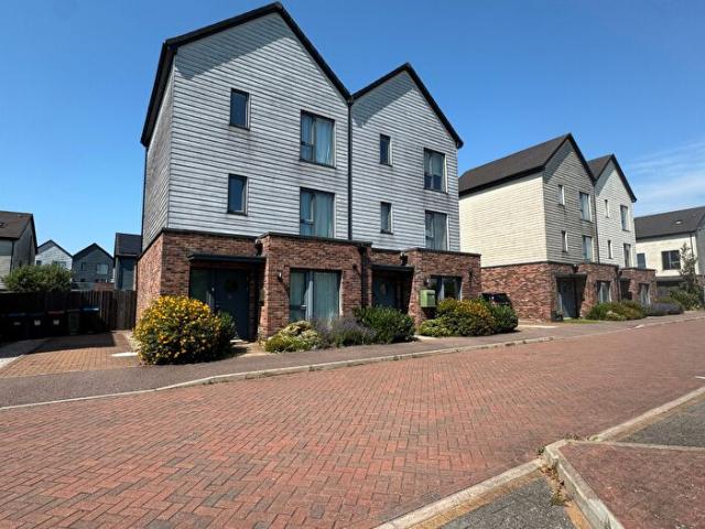 Apartment for rent in Broughton Gate, Monkston Park