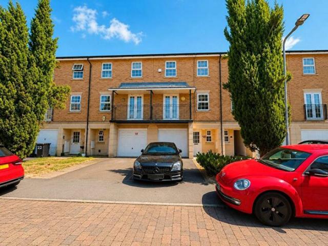 Apartment for rent in Far Cotton and Delapre, Far Cotton
