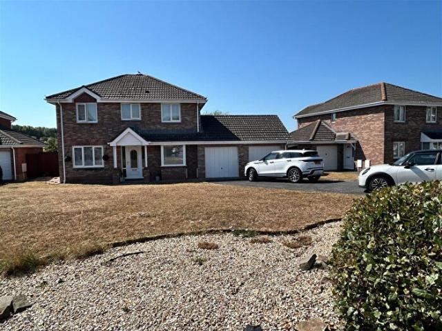 Apartment for rent in Sandy, Llanelli