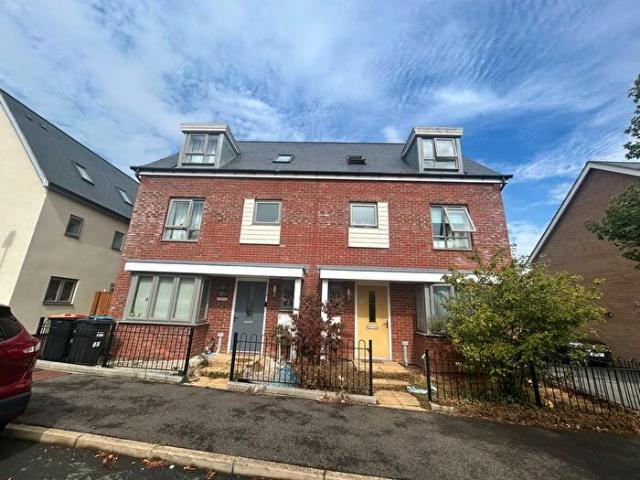 Apartment for rent in Whitehouse, Old Wolverton