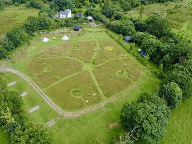 Land for sale in Penbryn, Ffostrasol