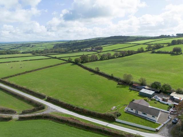 Land for sale in Aber-Arad, Cenarth
