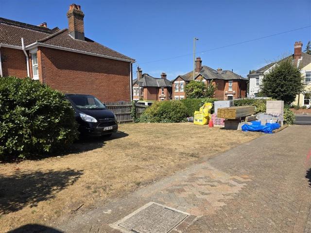 Land for sale in Helford, Hampshire