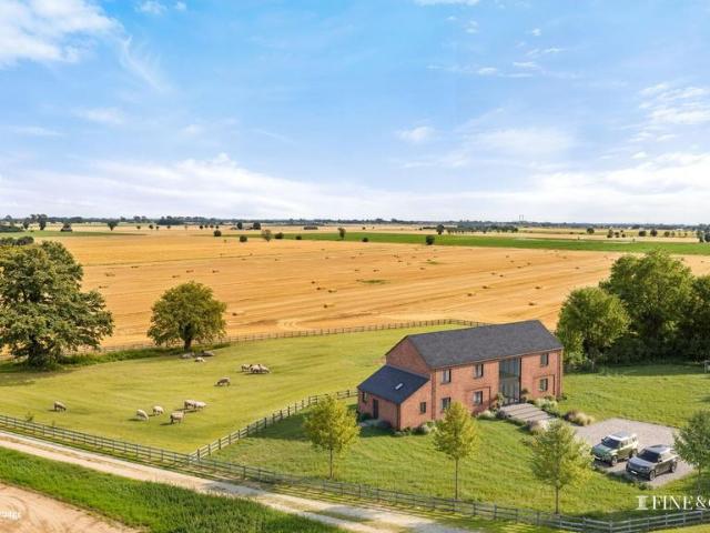 Land for sale in Gosberton Clough, Lincolnshire