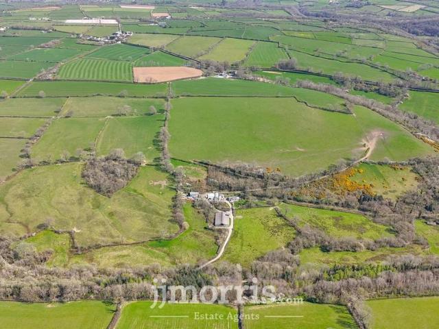 Land for sale in Beulah, Brongwyn