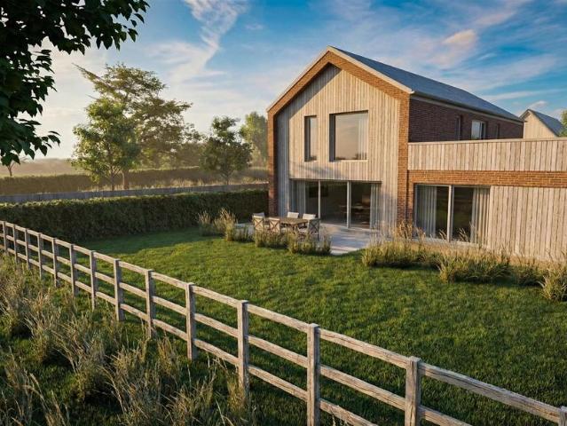 Land for sale in Alderminster, Warwickshire