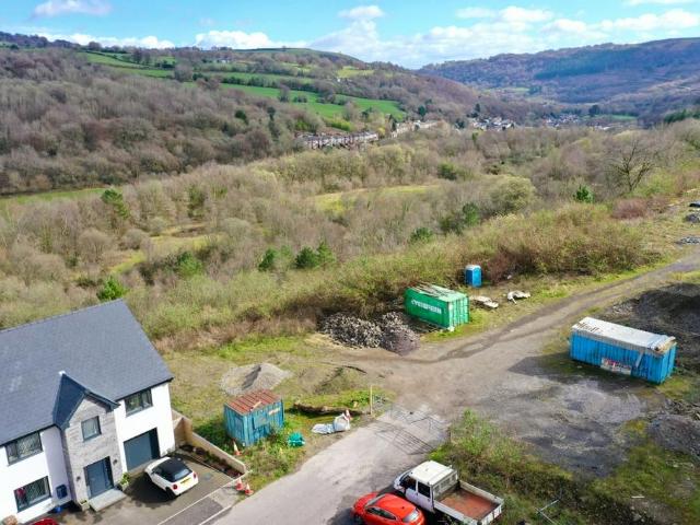 Land for sale in Ynysddu, Wales