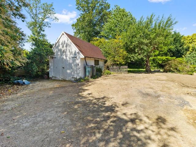 Land for sale in Ringles Cross, Cross In Hand