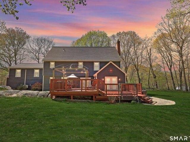 House for sale in Prospect, Connecticut