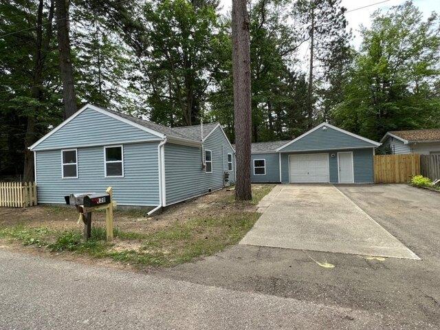 House for sale in Prudenville