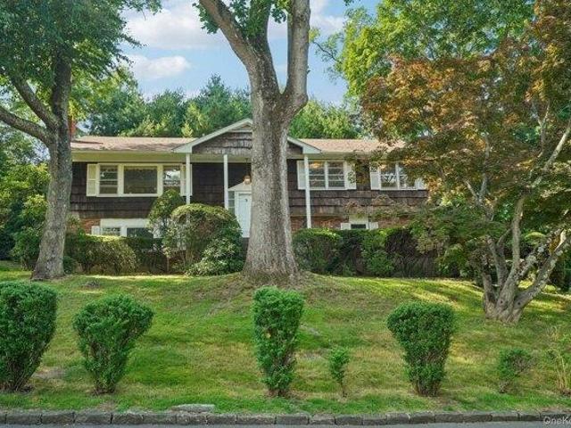 House for sale in Harrison, New York