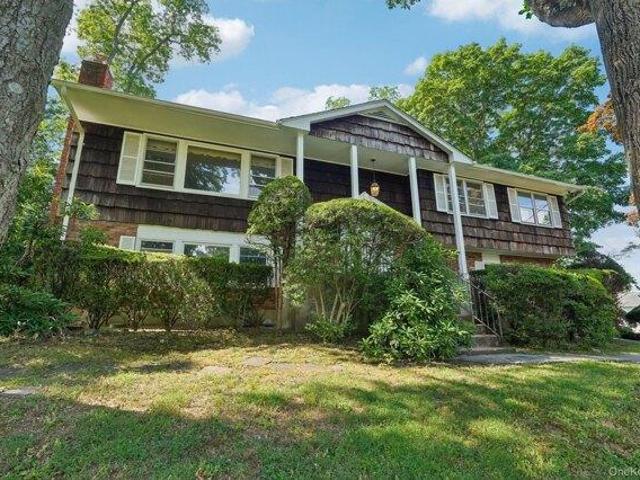 House for sale in Harrison, New York