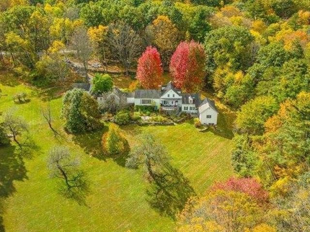 House for sale in Putney, Windham County
